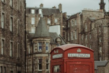 Edinburgh: City Audio Guide App for Your Smartphone